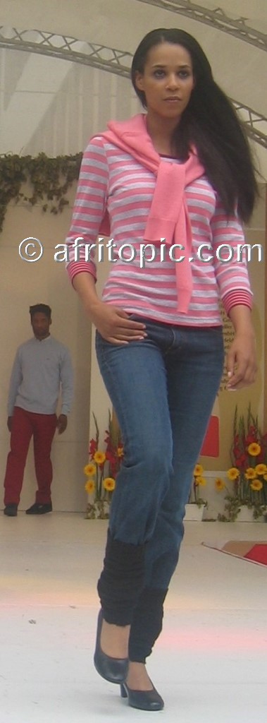 ../Images/krefash2 505b.jpg